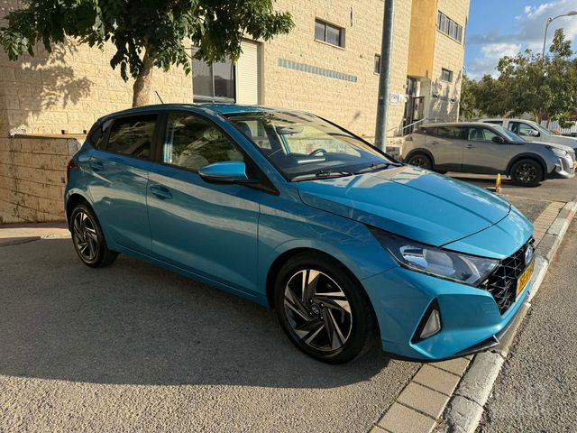 יונדאי i20