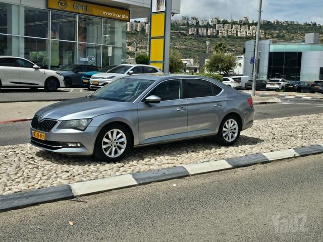 מודעת רכב סקודה סופרב