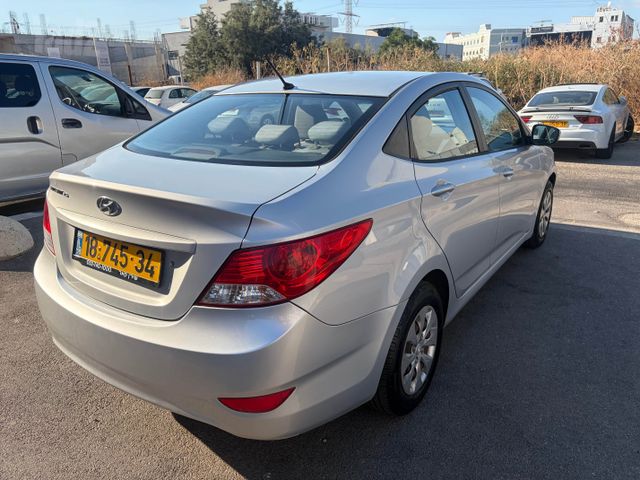 יונדאי אקסנט i25