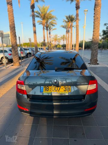 סקודה אוקטביה