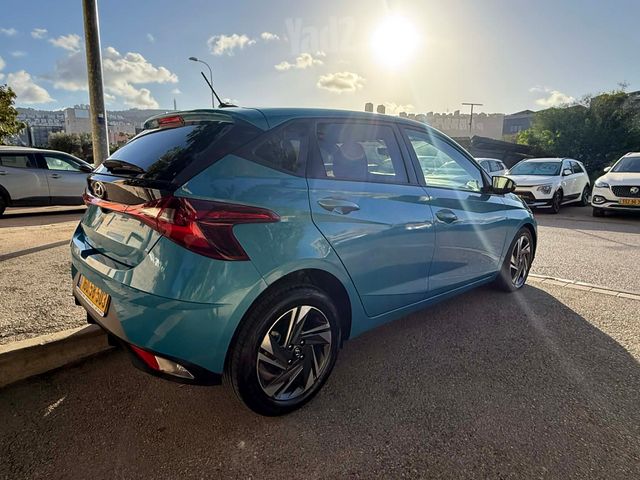 יונדאי i20