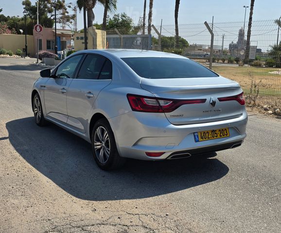 רנו מגאן