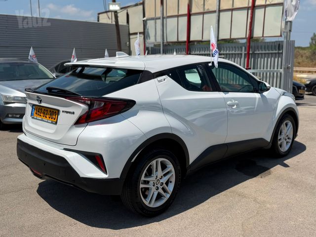 טויוטה C-HR
