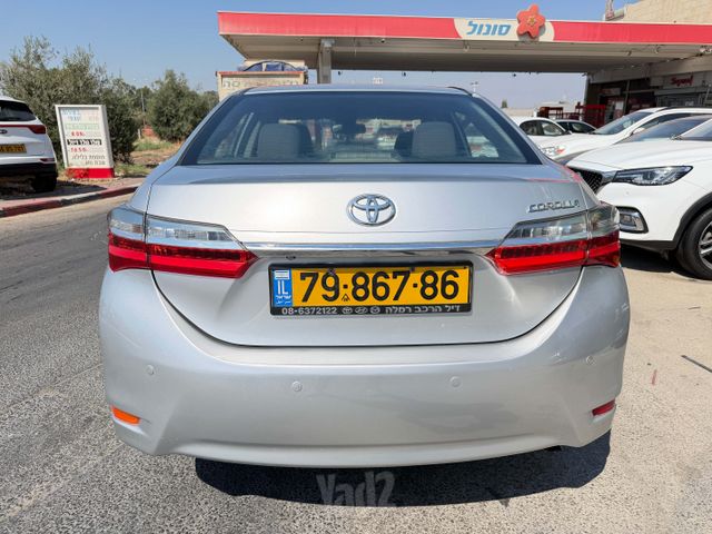 טויוטה קורולה