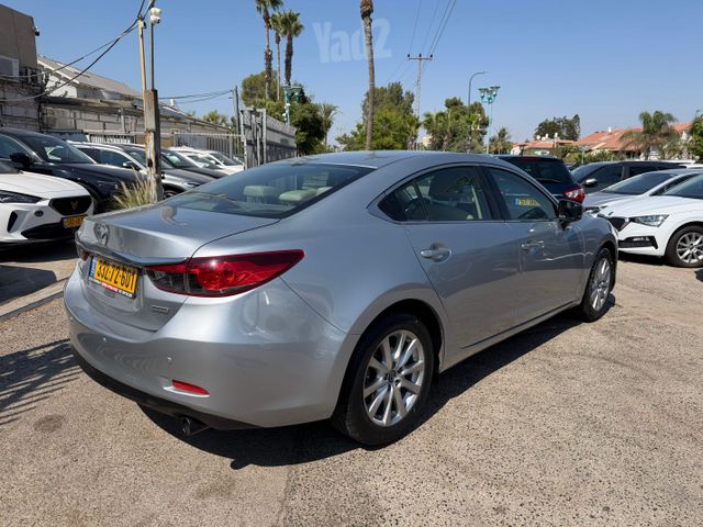 מאזדה 6
