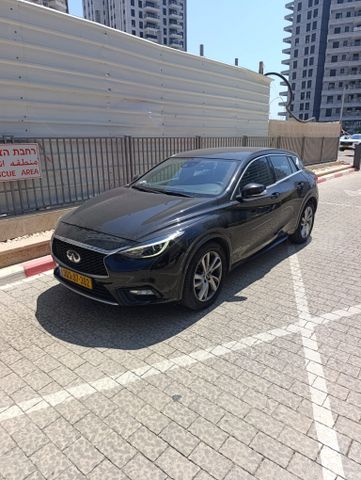 מודעת רכב אינפיניטי Q30 2