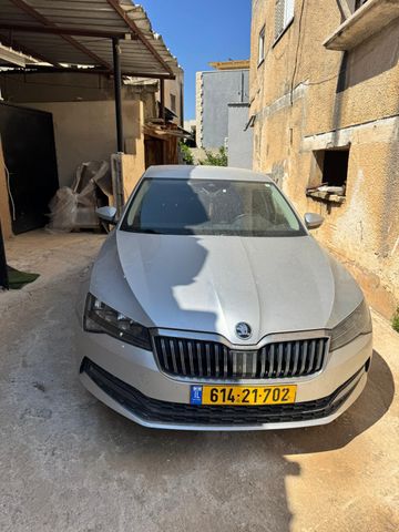 מודעת רכב סקודה סופרב