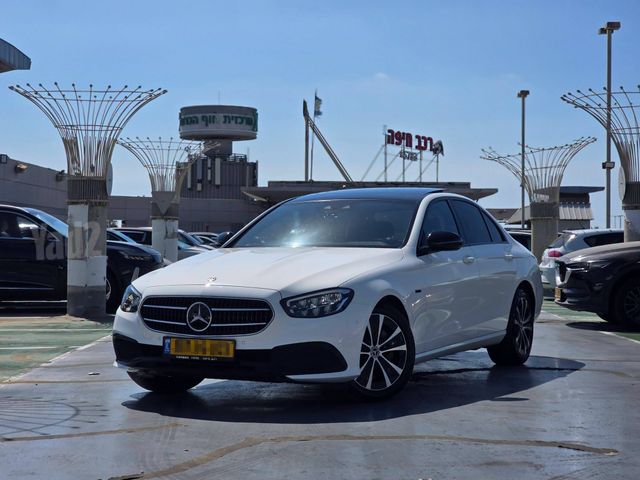 מודעת רכב מרצדס-בנץ E-class