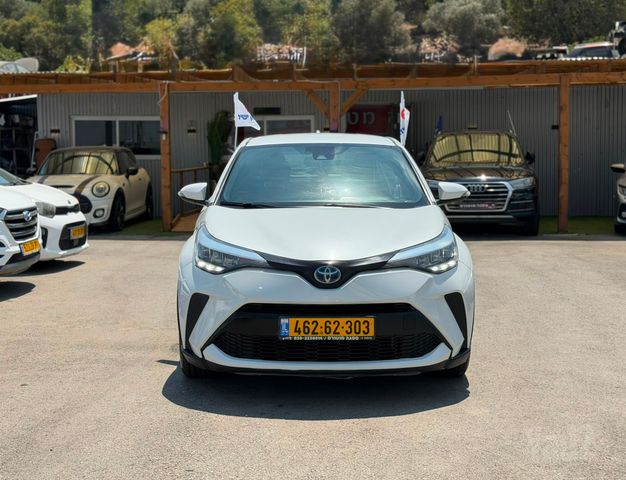 טויוטה C-HR