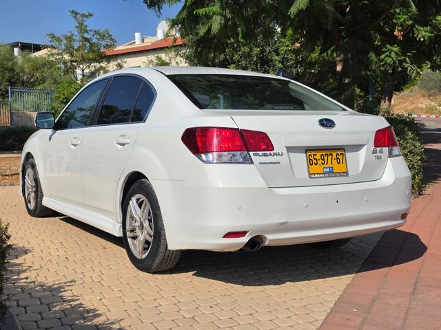 מודעת רכב סובארו B4/לגאסי 1