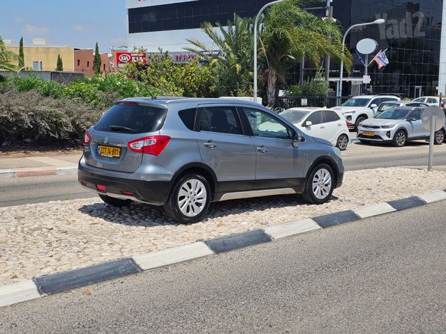 מודעת רכב סוזוקי קרוסאובר 2
