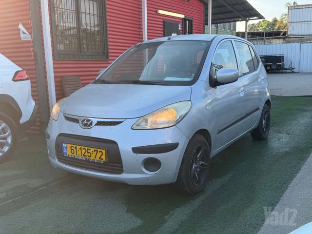 יונדאי i10
