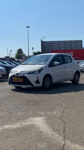מודעת רכב טויוטה יאריס