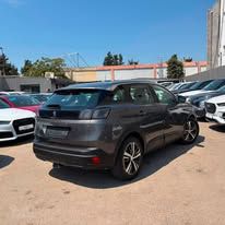 פיג'ו 3008