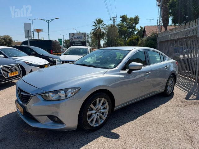 מודעת רכב מאזדה 6
