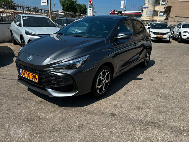 אם ג'י MG3