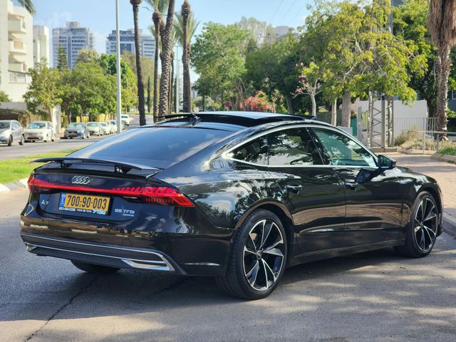 אאודי A7