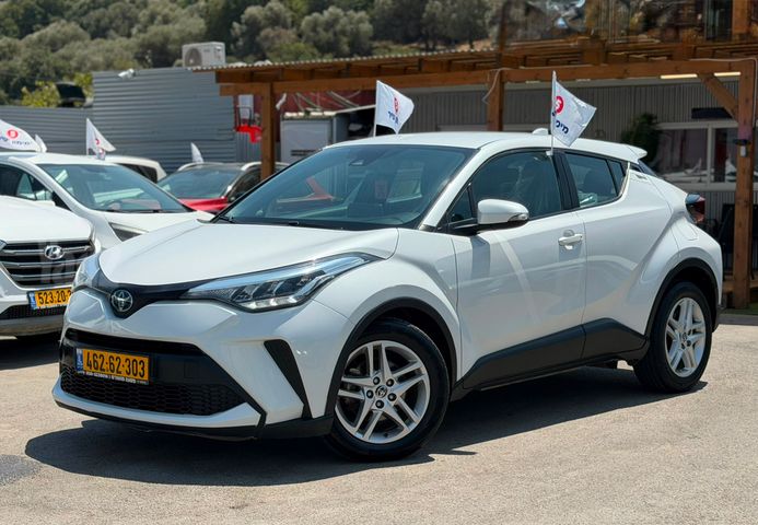 מודעת רכב טויוטה C-HR