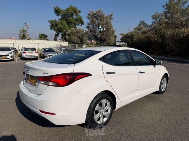 יונדאי I35
