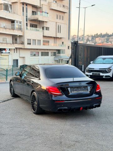 מרצדס-בנץ E-class