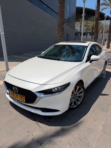 מודעת רכב מאזדה 3