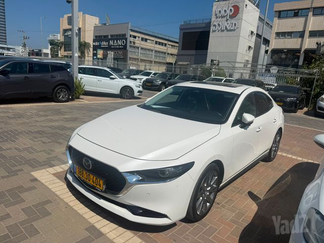 מודעת רכב מאזדה 3