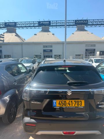 סוזוקי S-Cross