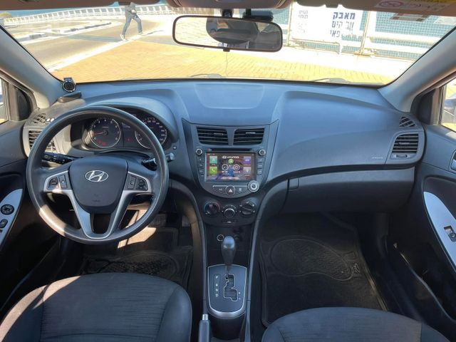 יונדאי אקסנט i25