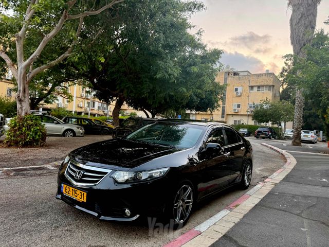 מודעת רכב הונדה אקורד