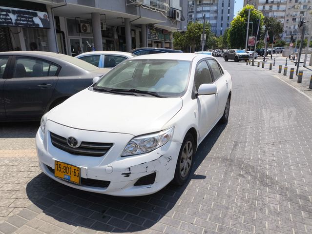 טויוטה קורולה