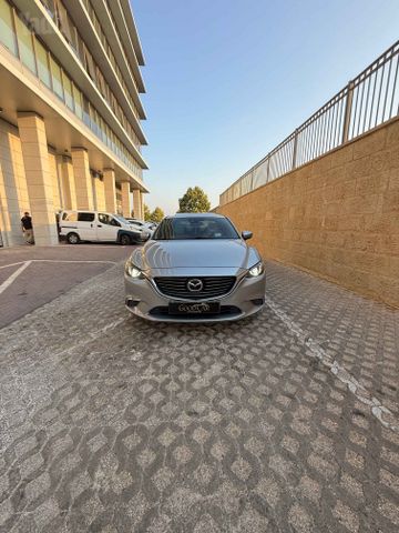 מאזדה 6