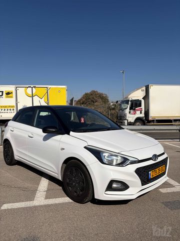 מודעת רכב יונדאי i20
