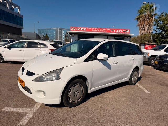 מיצובישי גרנדיס