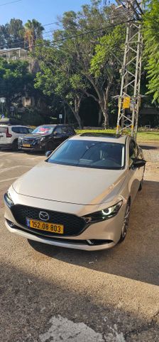 מודעת רכב מאזדה 3