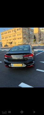 יונדאי אלנטרה