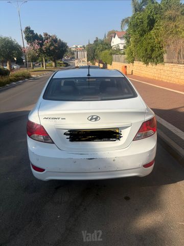 יונדאי אקסנט i25