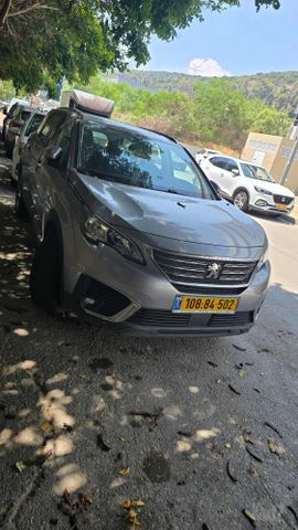 מודעת רכב פיג'ו 5008
