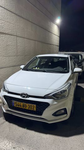 יונדאי i20