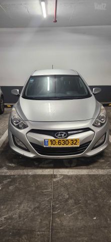 יונדאי i30