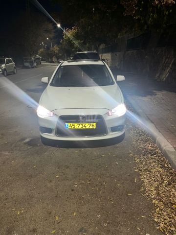 מיצובישי לנסר