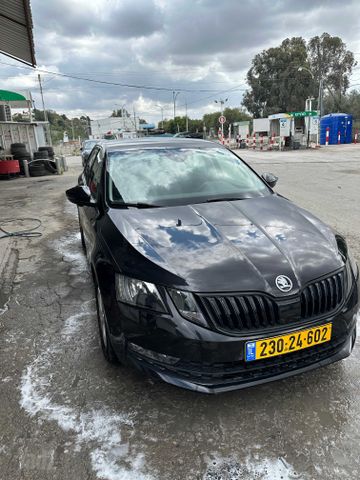 סקודה אוקטביה
