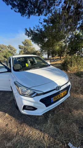 יונדאי i20