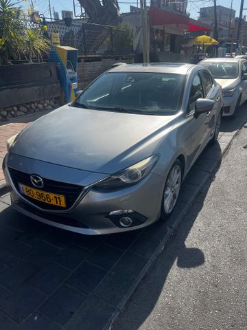 מודעת רכב מאזדה 3