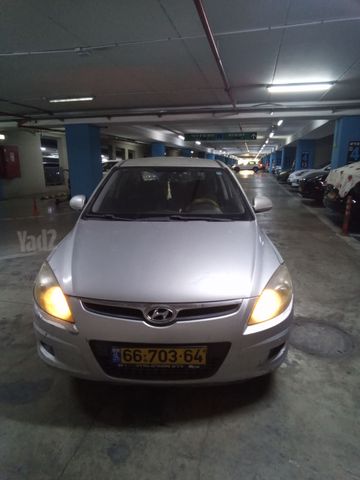 יונדאי i30