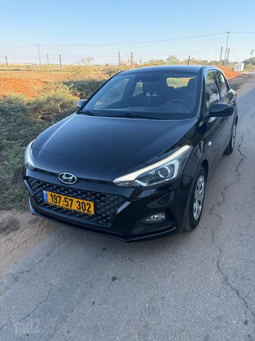 מודעת רכב יונדאי i20
