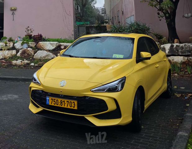 אם ג'י MG3