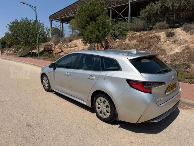 טויוטה קורולה