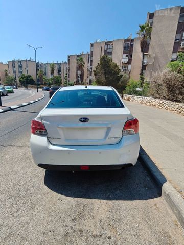 סובארו אימפרזה