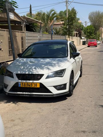 מודעת רכב סיאט לאון