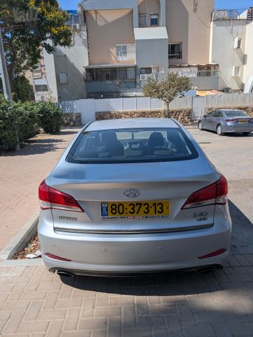 יונדאי i40